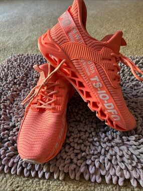 Women's Athletic Running Sneakers - Coral